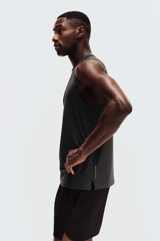 Спортивный топ muscle fit с технологией coolmove™