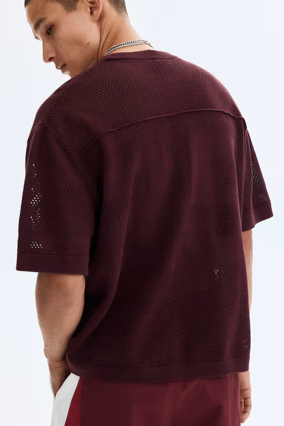 Футболка свободного кроя из открытой ткани relaxed fit