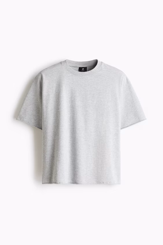 Футболка с квадратным силуэтом oversized fit