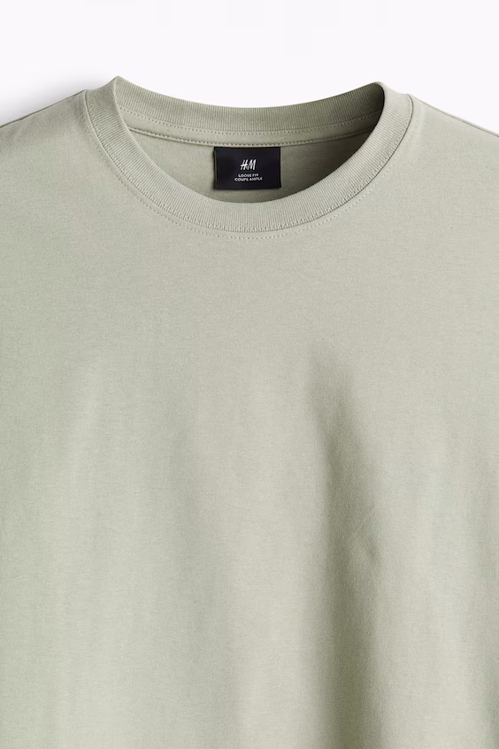 Футболка свободного кроя