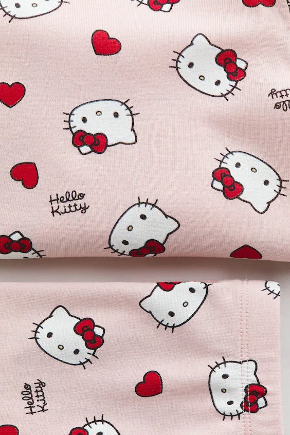 Пижама с принтом hello kitty