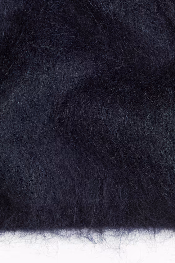 Вязаная балаклава из смесовой мохеровой пряжи