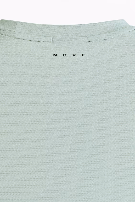 Спортивный свитер с технологией drymove™ muscle fit