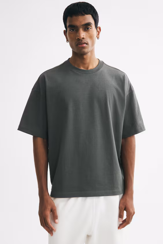 Футболка из хлопка с комфортной посадкой oversized fit