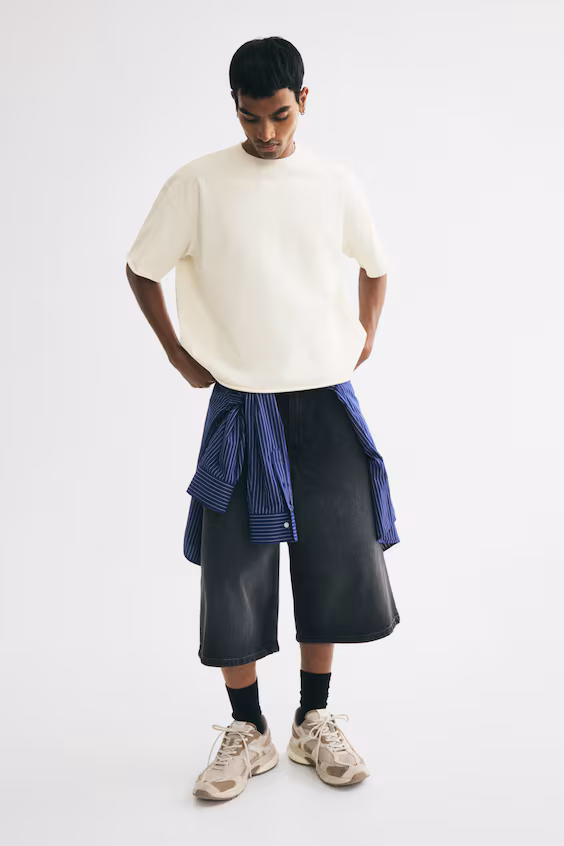 Футболка с квадратным силуэтом oversized fit