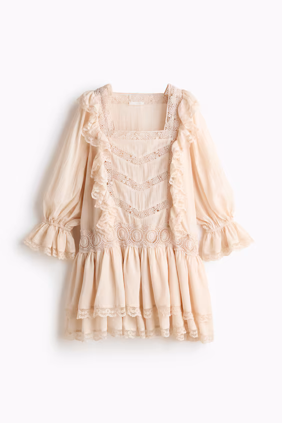 Платье с оборками и кружевом h&m