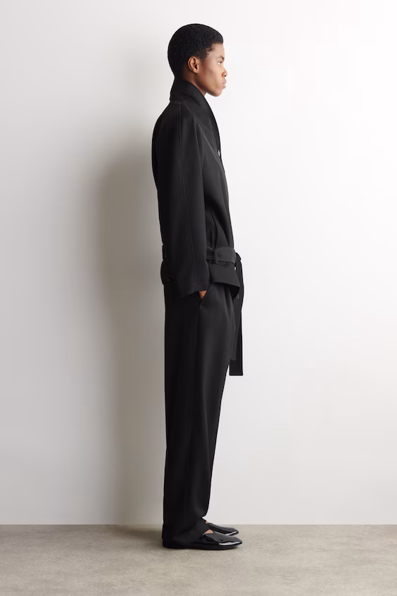 Минималистичные балетки из лакированной кожи