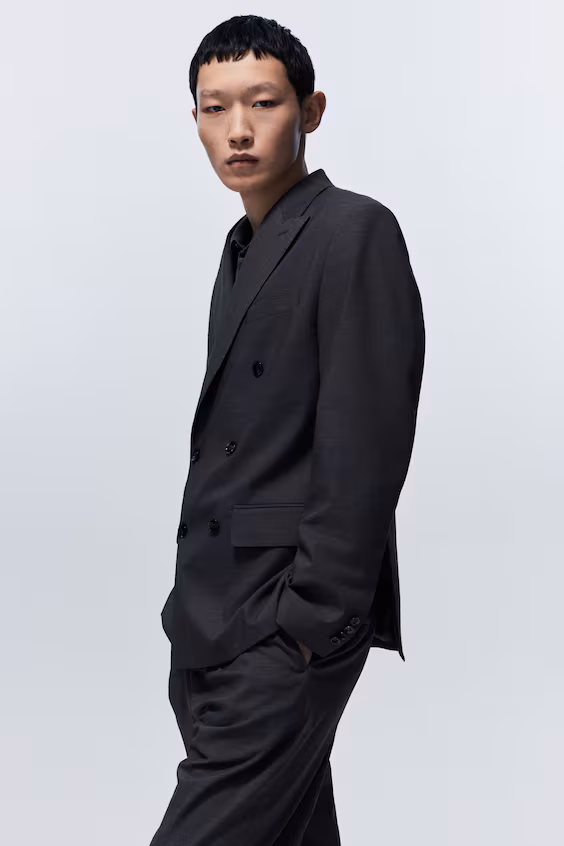 Пиджак regular fit с застежкой на пуговицу