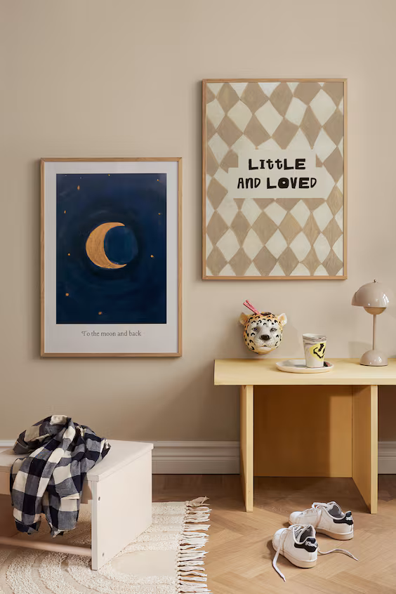 Постер golden moon