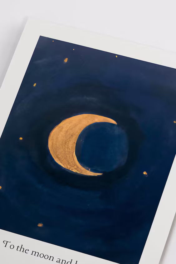 Постер golden moon