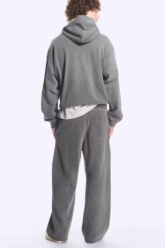 Широкие хлопковые брюки средней плотности