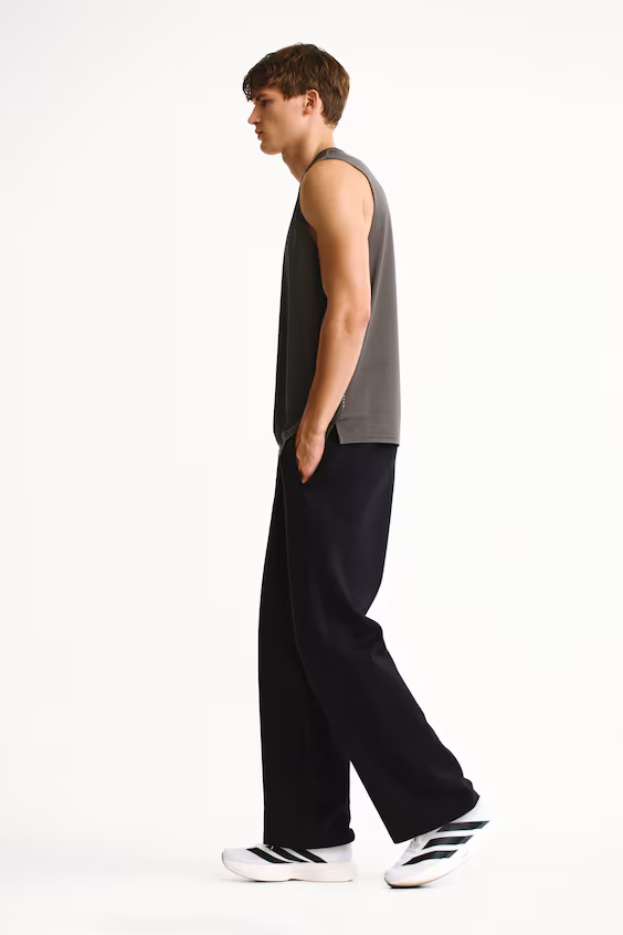 Спортивные брюки joggers loose fit с технологией drymove™