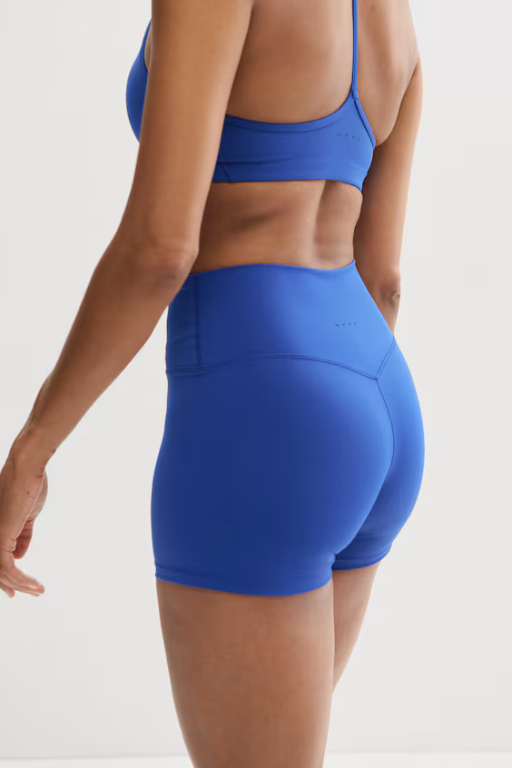 Спортивные шорты hotpants с технологией sculptmove™