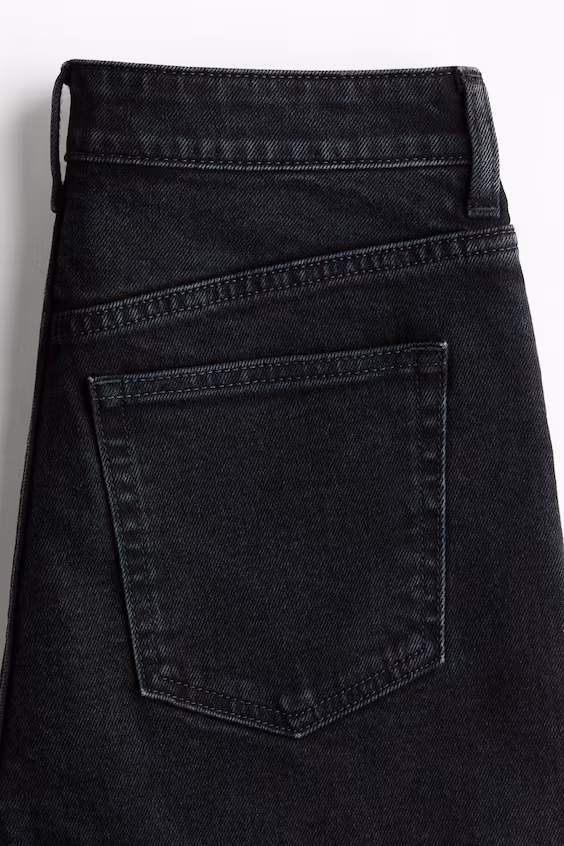 Джинсы mom slim fit с высокой посадкой укороченные
