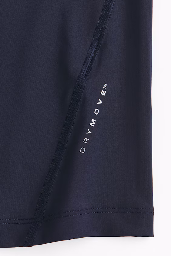 Спортивная футболка с технологией drymove™ облегающего кроя h&m