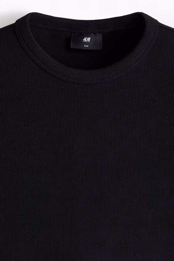 Футболка в рубчик slim fit