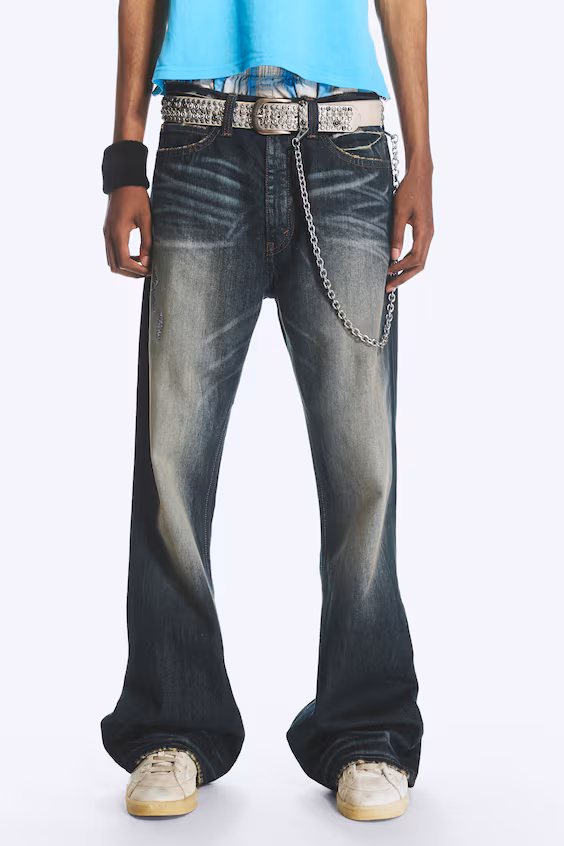 Джинсы bootcut с пониженной посадкой, стандартные