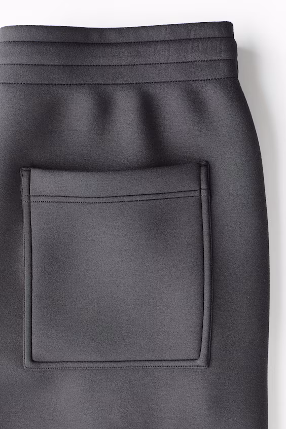 Комфортные арочные джоггеры из скубы h&m