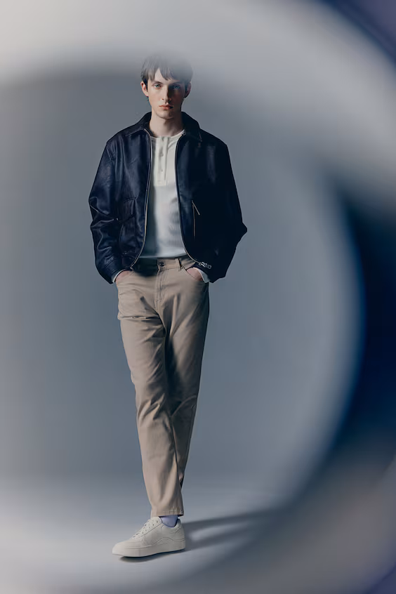 Брюки из хлопкового серджа slim fit