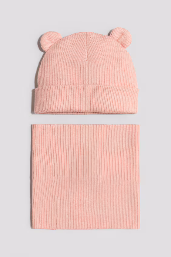 Комплект из двух частей: шапка и шарф h&m