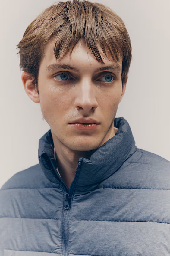 Утепленное легкое пальто slim fit