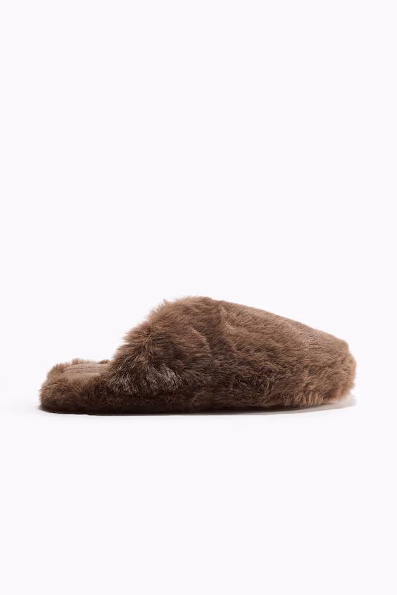 Мягкие тапочки h&m