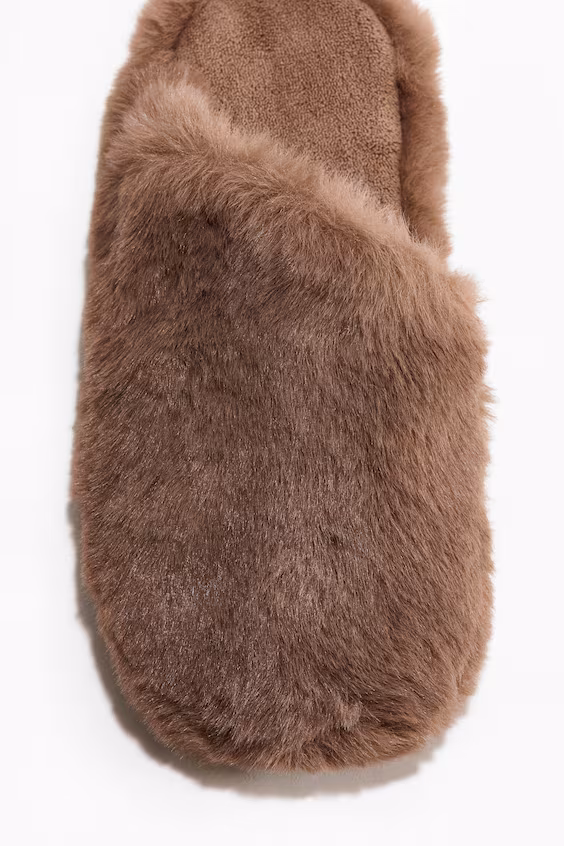 Мягкие тапочки h&m