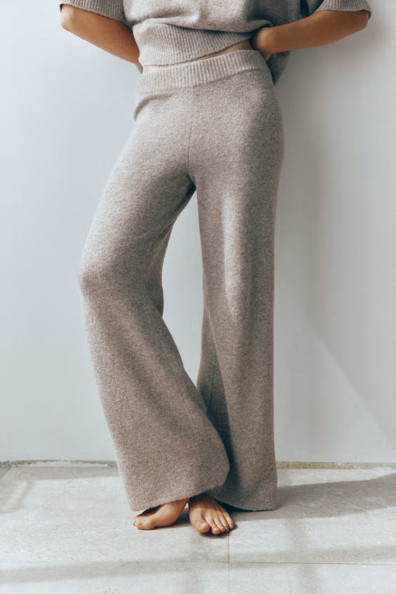 Широкие брюки из вязаной ткани