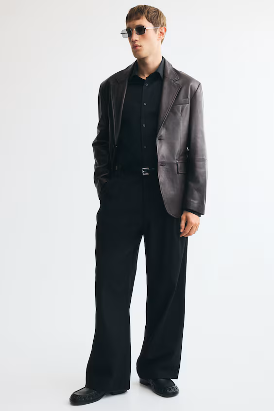 Однобортное пальто из кожи