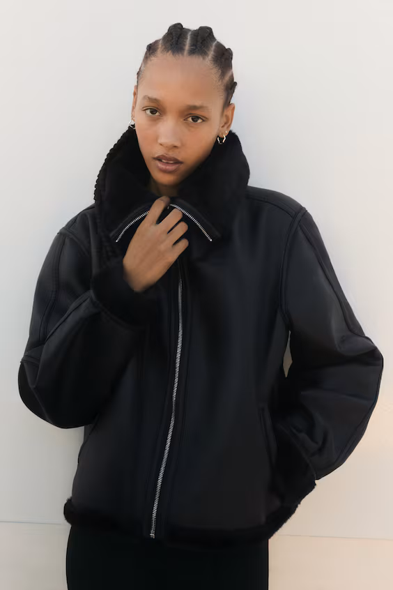 Пальто с воротником-трубой