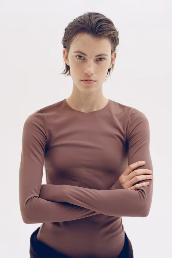 Свитер с длинными рукавами soft sculpting