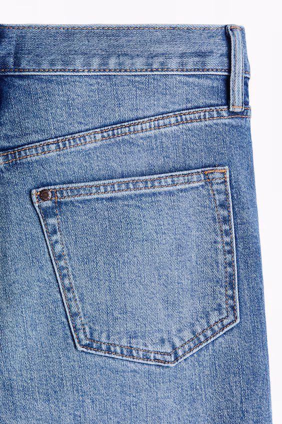 Узкие джинсы bootcut