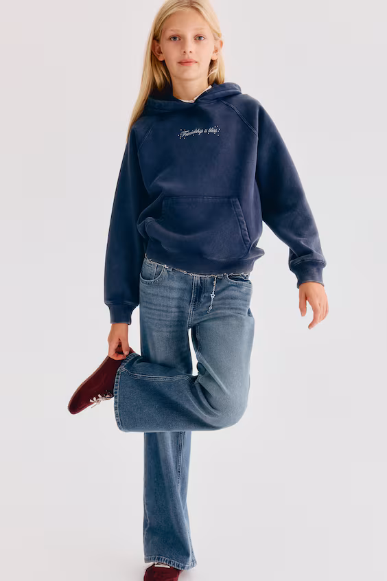 Джинсы baggy fit с расклешёнными штанинами