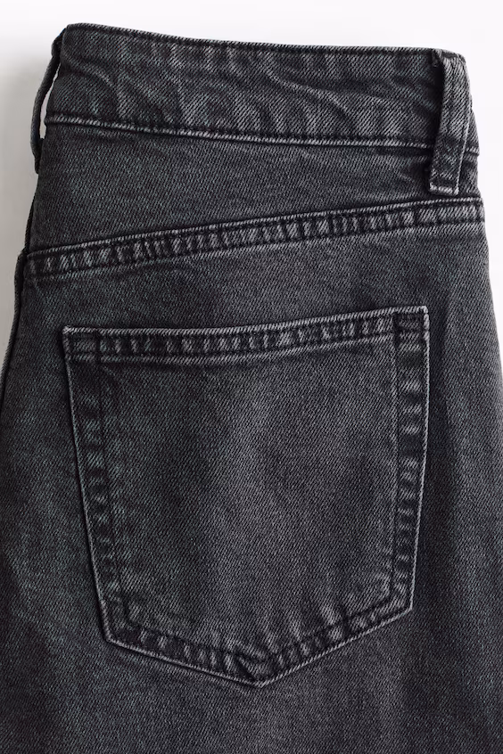 Джинсы mom slim fit с высокой талией и укороченным низом