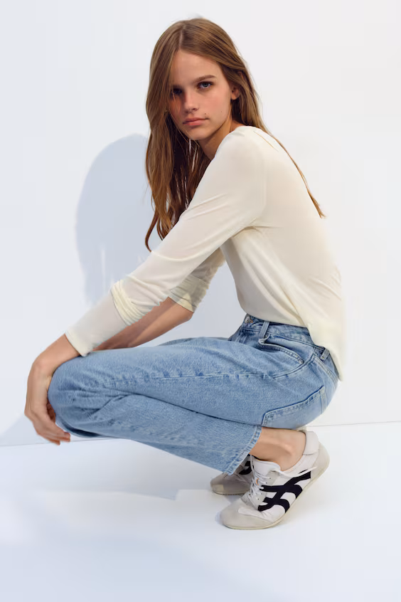 Джинсы mom slim fit с высокой посадкой