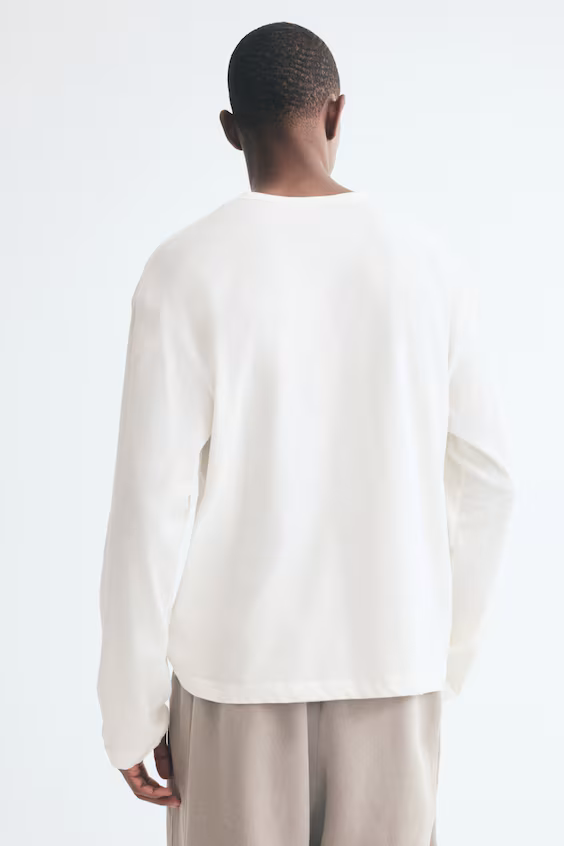 Свитер с длинными рукавами свободного кроя relaxed fit