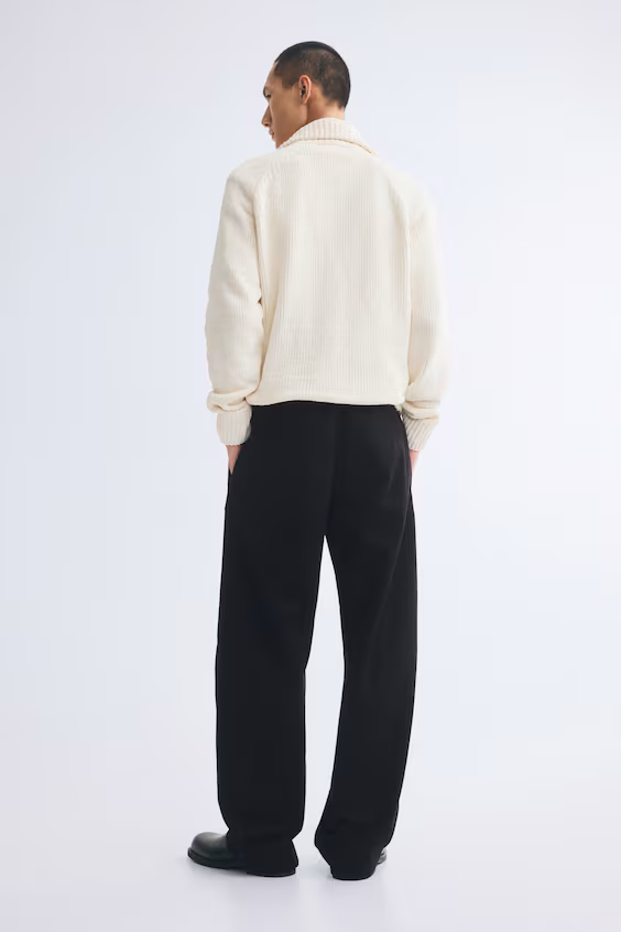 Комфортные брюки-чинос barrel relaxed fit h&m