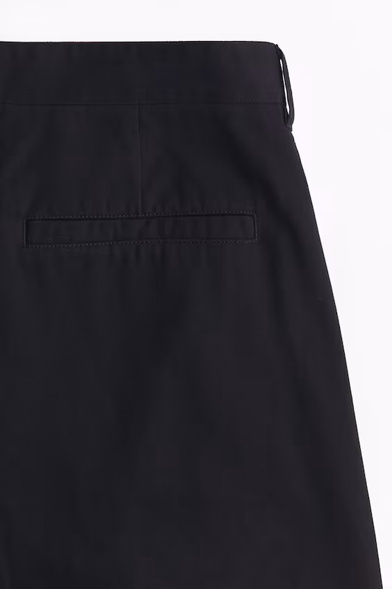 Комфортные брюки-чинос barrel relaxed fit h&m