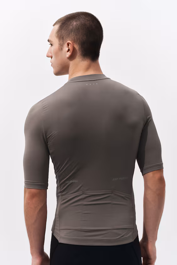 Велосипедный свитер с технологией drymove™ muscle fit