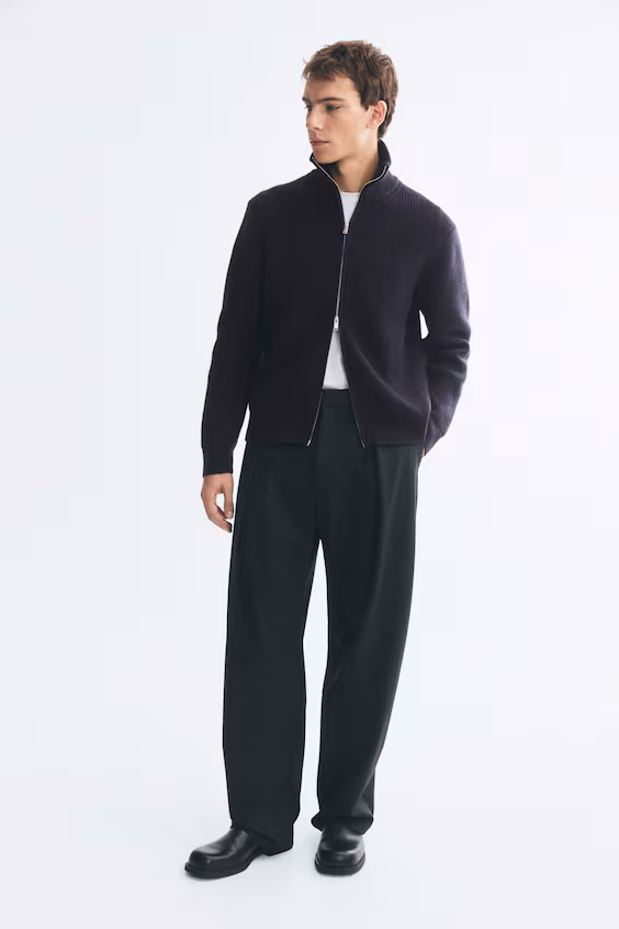 Пальто из вязаного трикотажа в рубчик с застежкой regular fit