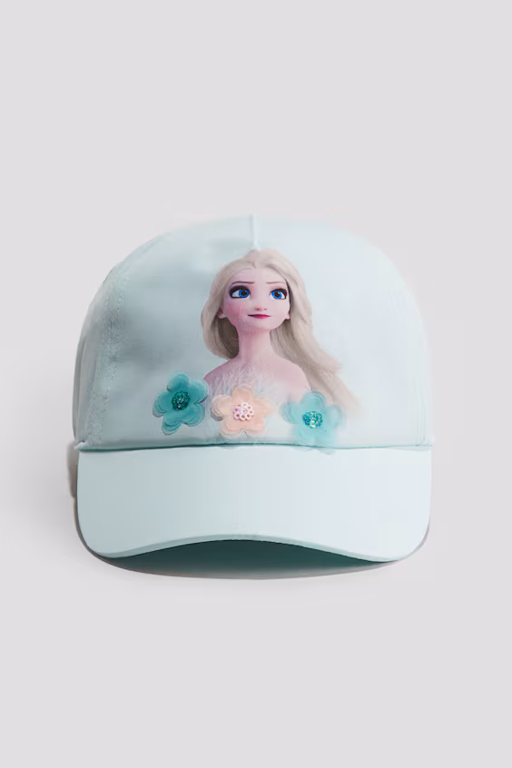 Бейсболка с узором