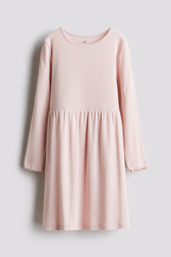 Платье из рубчикового трикотажа