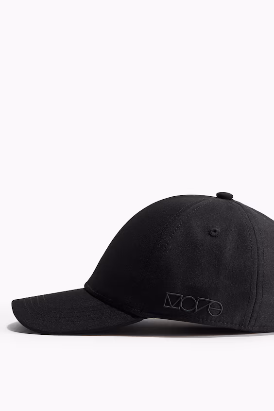 Водоотталкивающая спортивная кепка