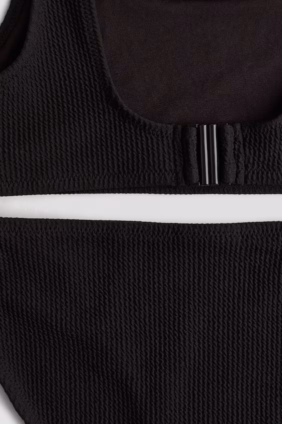 Бикини с текстурой