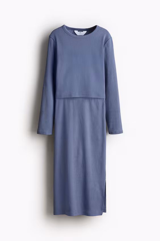 Комплект в рубчике из свитера и юбки