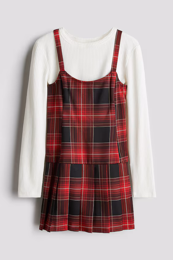 Комплект свитера и платья