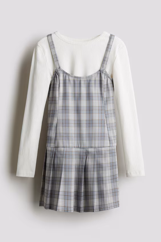 Комплект свитера и платья