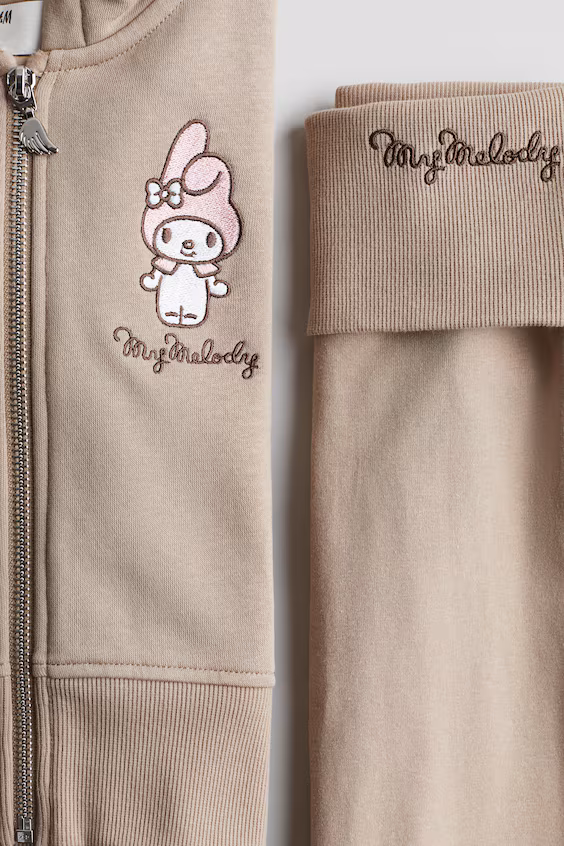 Комплект 2 шт. с вышивкой