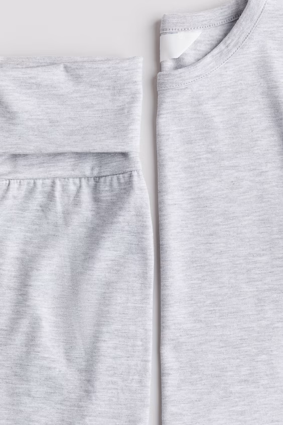 Комплект футболки и юбки