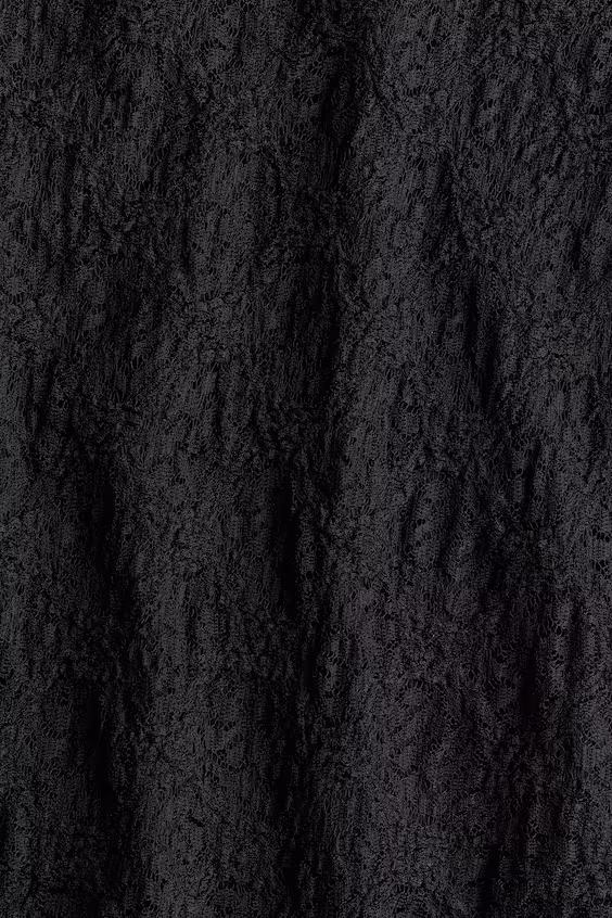 Свитер из кружева